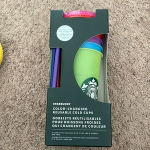 Starbucks coloring changing reusable cold cups